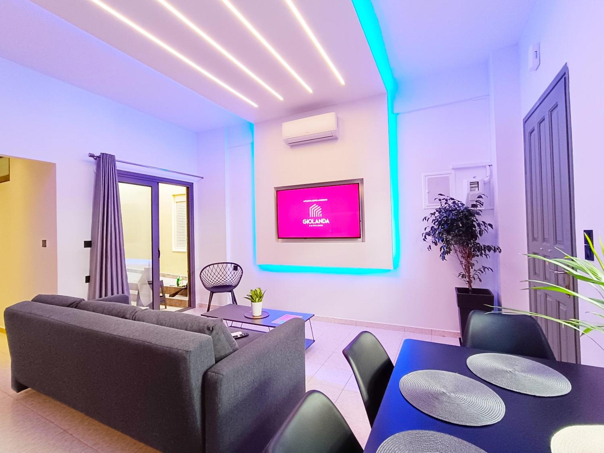 Giolanda Patrasso - Modern Apartment In The Center Of Patras Dış mekan fotoğraf